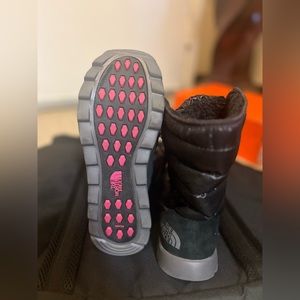 Brand new North Face boots w/o box